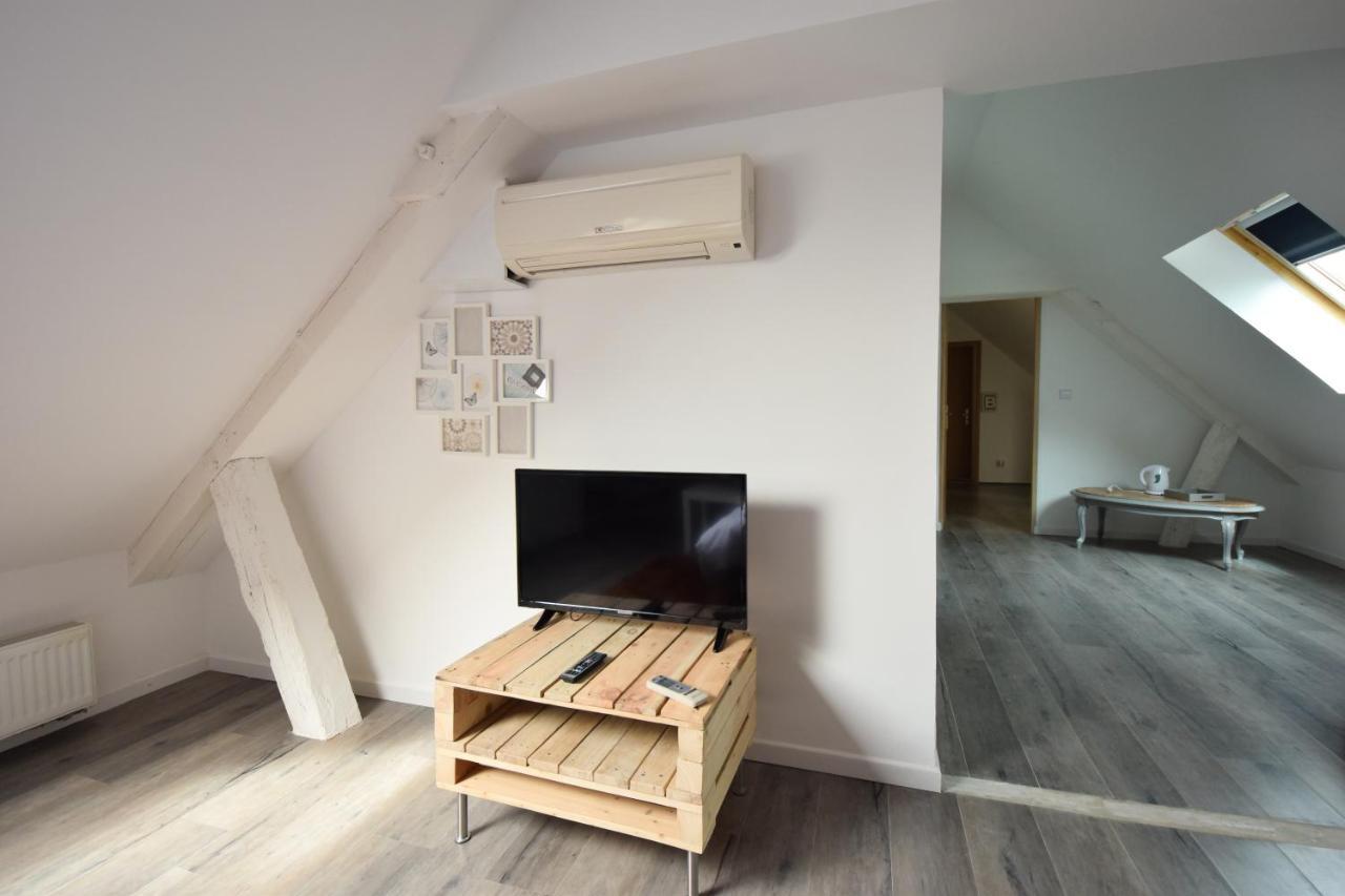 Chambres D'Hotes Lorengrain Bruyeres-et-Montberault Exterior foto